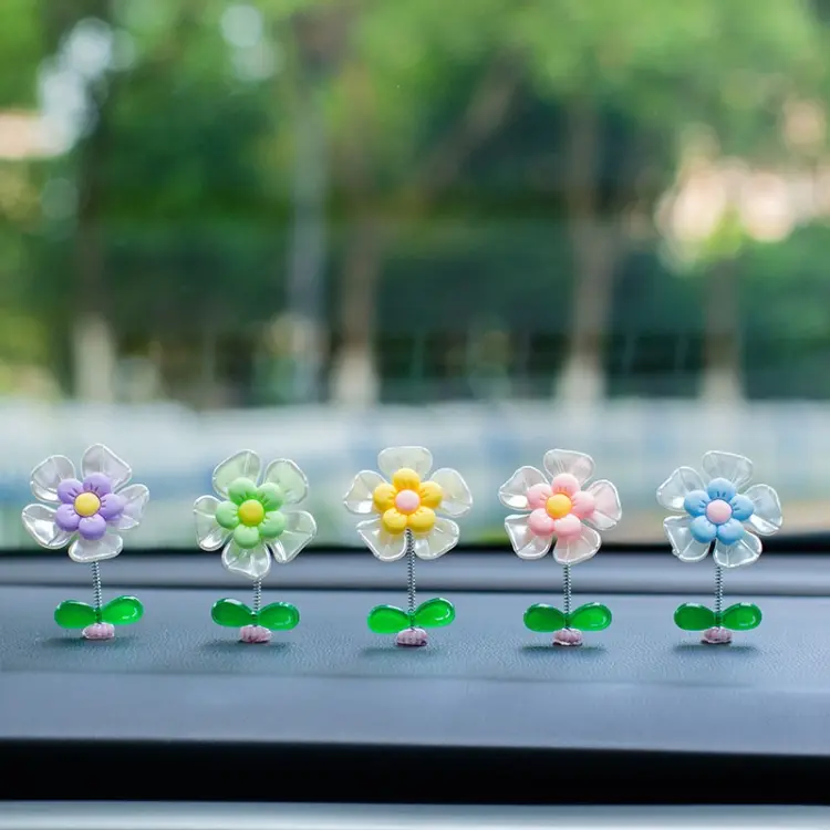 5pcs /Set Cute Cartoon Flower Car Shaking Ornament Car Dashboard Decoration, Style