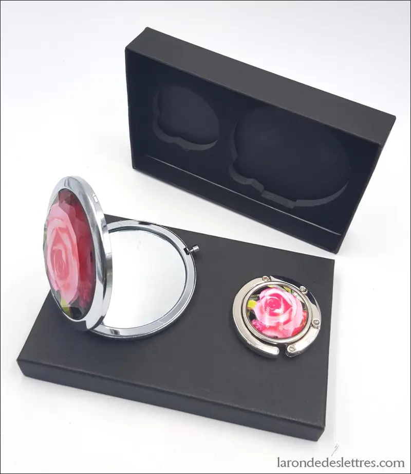 Accroche-sac et miroir, coffret