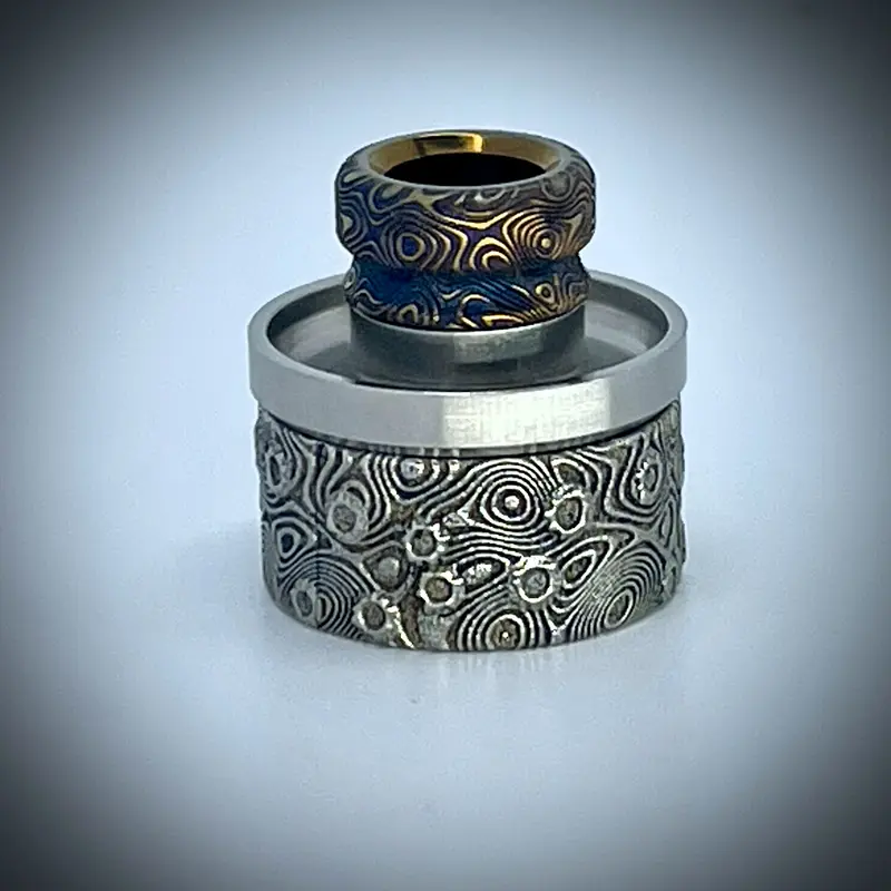 Antiquity V2 Cap Titanium