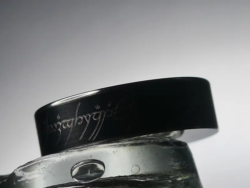 Beauty Ring Black Titanium 22/24 mm LOTR #W018