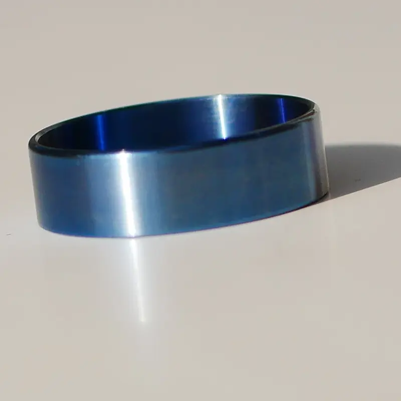 Beauty Ring Wowsers Blue 22/24 Titanium #WS001