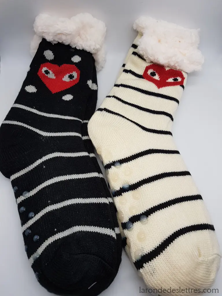 Chaussettes anti-dérapantes Adultes Coeur Blanc & Noir