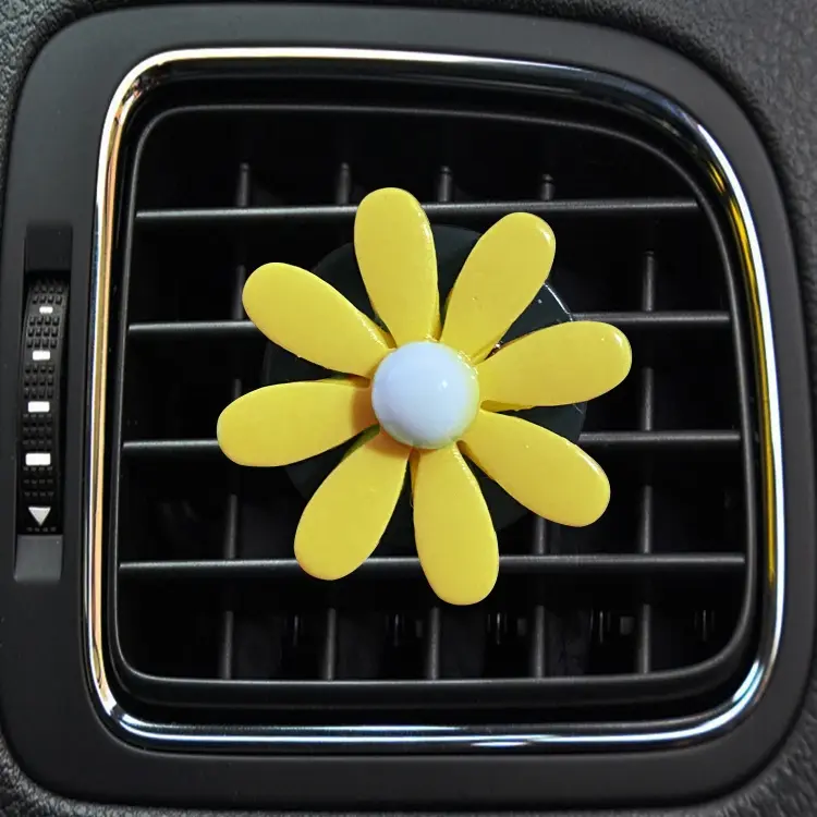 Colorful Daisy Car Decorative Air Vent Aromatherapy Clip, Color