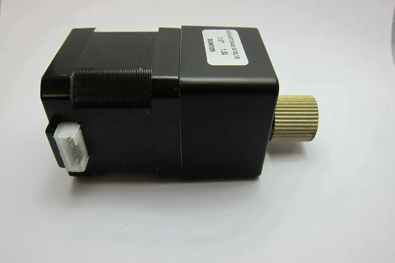 CreatBot Extruder motor 1/L