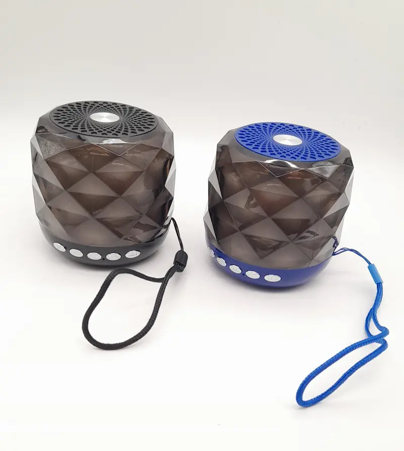 Enceinte bluetooth lumineuse petit format + radio