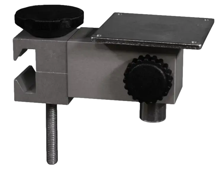 Étau pour rails médicaux départ vertical et horizontal de la lampe avec plaque d'adaptation - LID