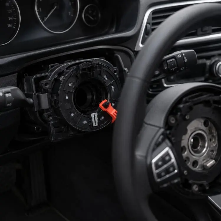 For BMW 320i / 323Ci Car Steering Wheel Airbag Clock Spring Spiral Cable 61318379091