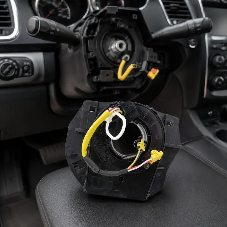 For Dodge Journey 2011-2018 Car Steering Wheel Airbag Clock Spring Spiral Cable 68067552AK