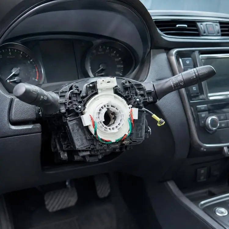 For Nissan Navara Car Steering Wheel Airbag Clock Spring Spiral Cable 25560-BT25A