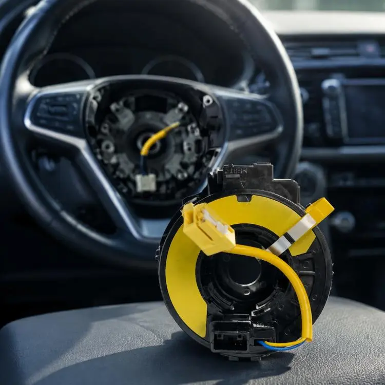 For Toyota Echo 2000-2003 Car Steering Wheel Airbag Clock Spring Spiral Cable 84306-52020