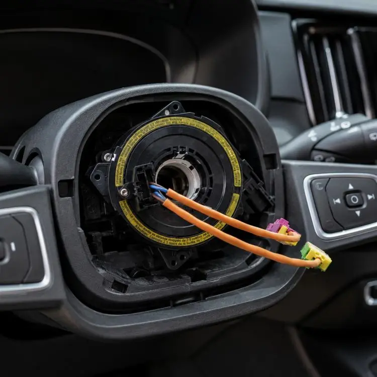 For Volvo S60 / S80 / V70 2005-2014 Car Steering Wheel Airbag Clock Spring Spiral Cable without Angle Sensor 31313083