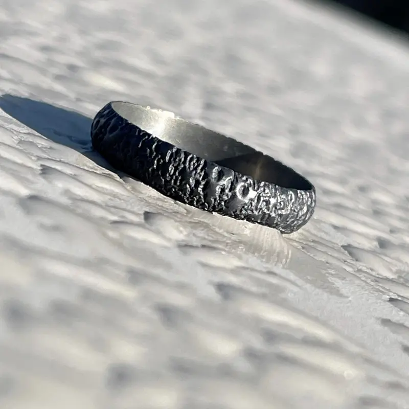 GHOST Black Beauty Ring Titanium 22/24 mm #W027