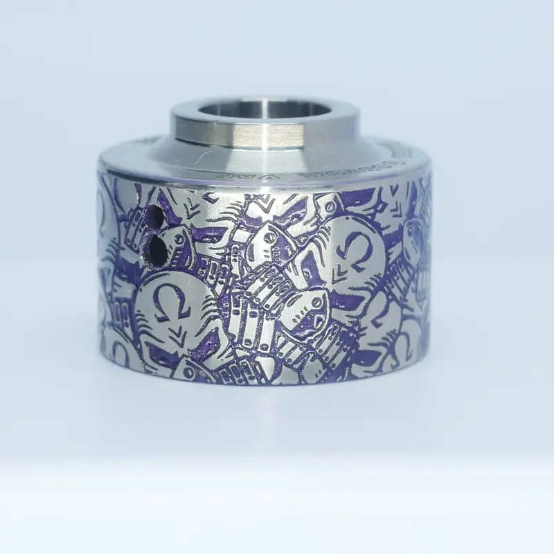 Haku Venna Cap Titanium DE (deep engraving) SVF Return Skulls #2BC005