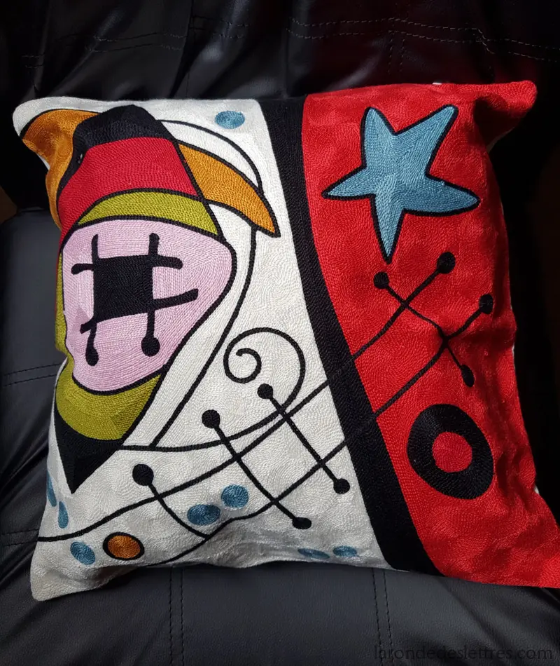 Housse de coussin brodée - Picasso