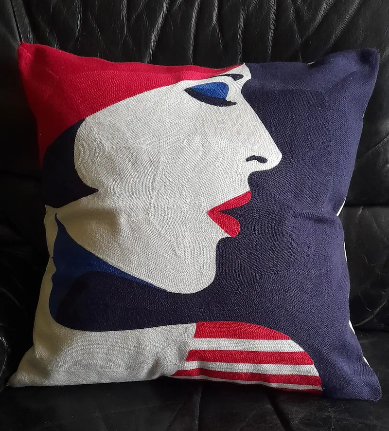 Housse de coussin brodée - Profil 2