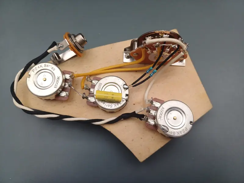 Kit électronique HSS Stratocaster® Performance pré-câblé pour guitare électrique