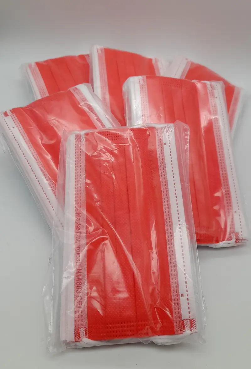 Lot de 60 masques chirurgicaux d'une même couleur avec liseré (11 couleurs au choix)