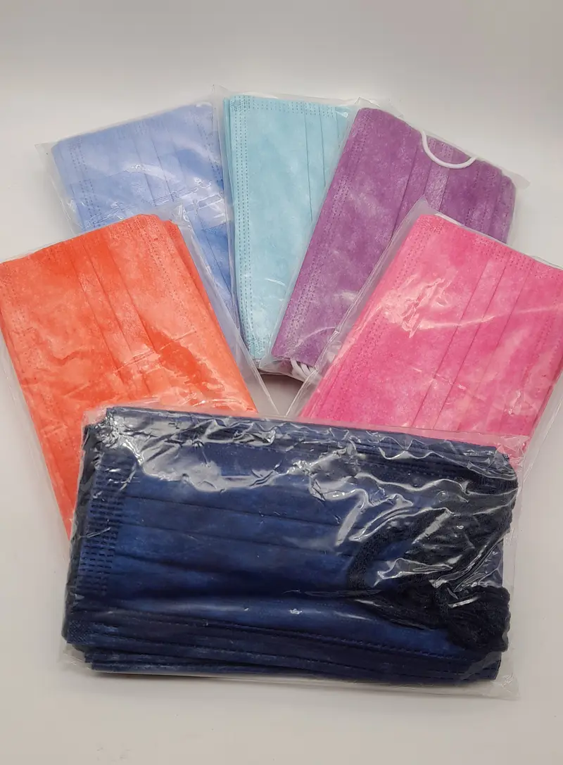 Lot ou assortiment de 60 masques chirurgicaux couleur délavée (8 couleurs au choix)
