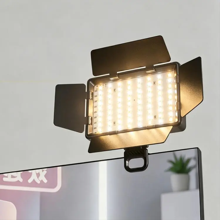 RL-560 Rechargeable Clip‑on Fill Light with Barn Doors(3-Color Light)