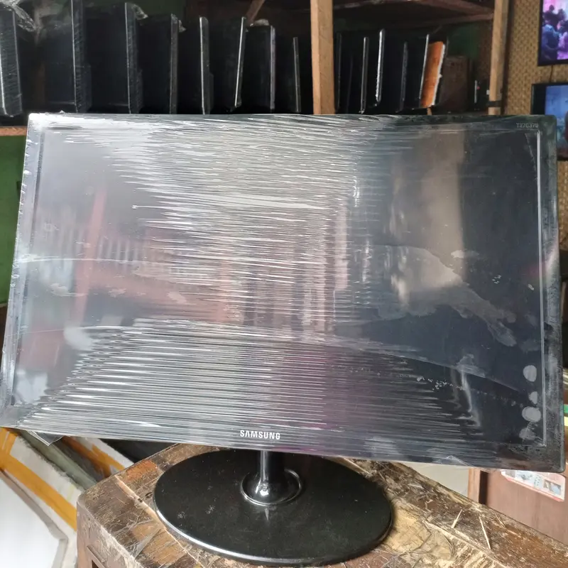 SAMSUNG 27 Inch LT27C370 Full HD LED TV (14V DC powered) - London Used