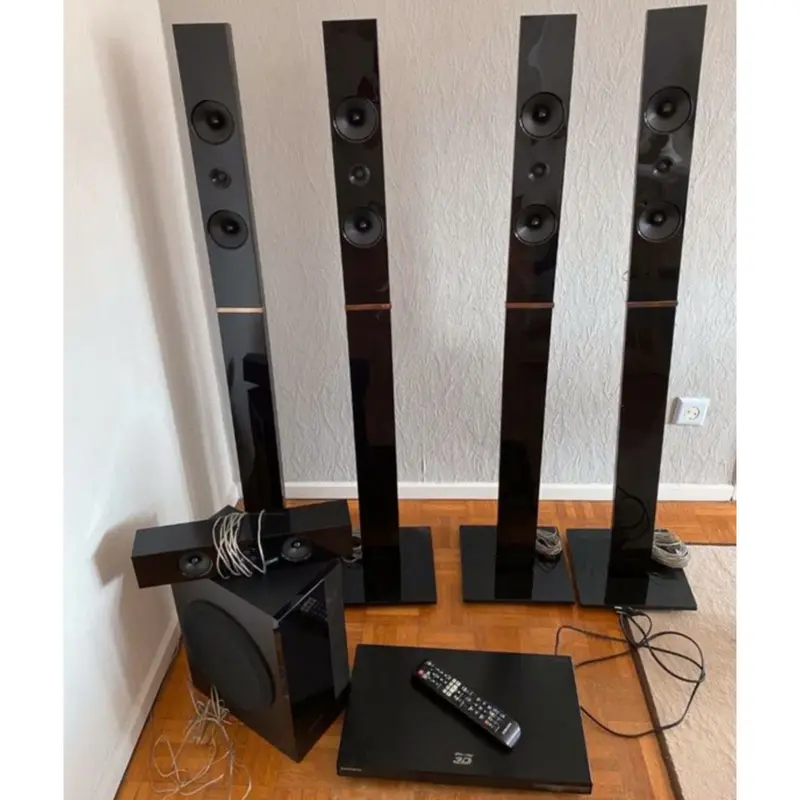 Samsung HT-E5550W 5.1Ch 1000Watts Bluetooth Blu-ray 3D DVD Standing Home Theater Complete Set - Foreign Used