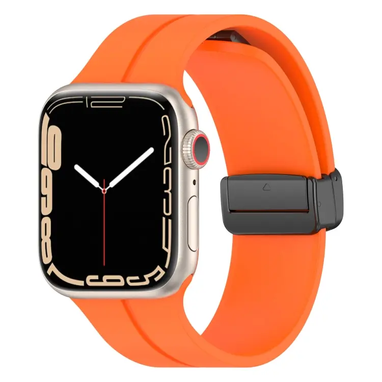 Solid Color Magnetic Buckle Silicone Watch Band For Apple Watch Ultra 49mm / Series 8&7 45mm / SE 2&6&SE&5&4 44mm(Orange)