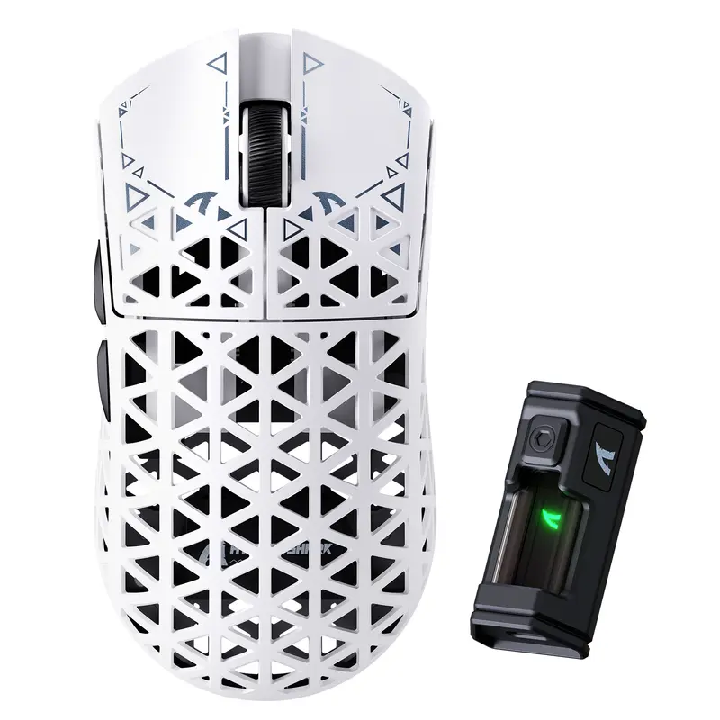 Souris gaming sans fil ATTACK SHARK R5 ULTRA en fibre de carbone 8K PAW3950MAX