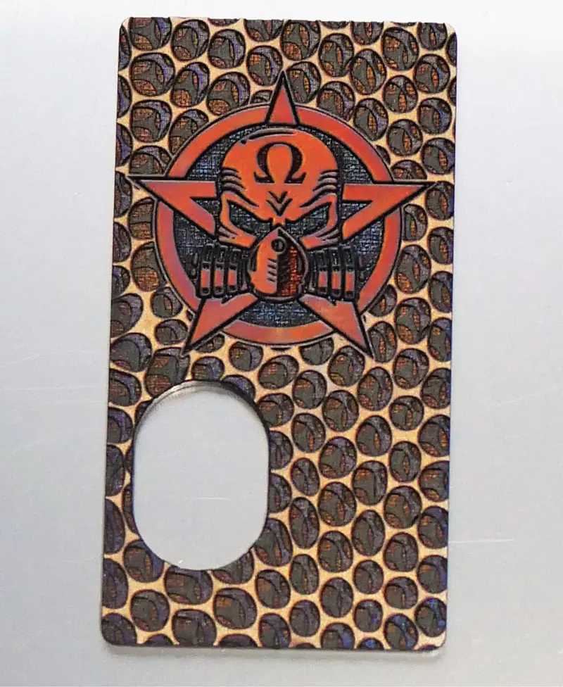 SvF V5 Titanium Engraved Front Panel - Porte gravée Titanium SvF V5 (devant)