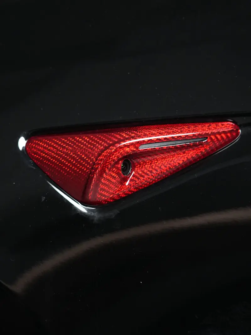 Tesline Caches caméras latérales carbone – Model 3 et Model Y