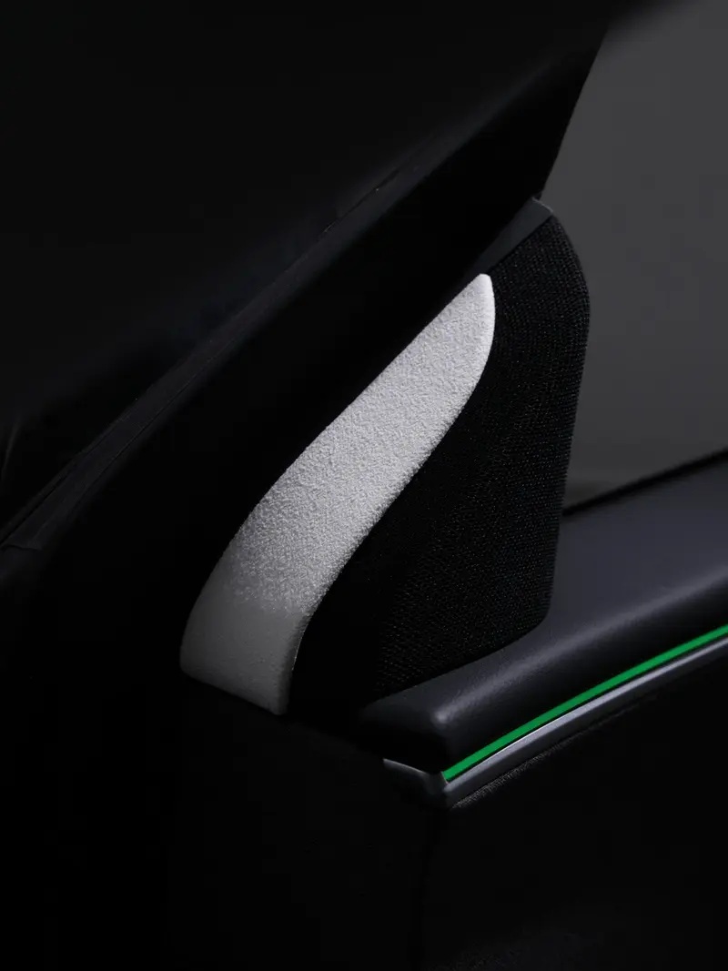 Tesline Contours de haut-parleurs suède – Model 3 Highland (2024+)