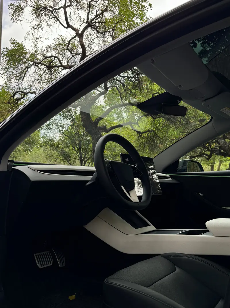 Tesline Couvre-accoudoir suède – Model 3 et Y (2024+)