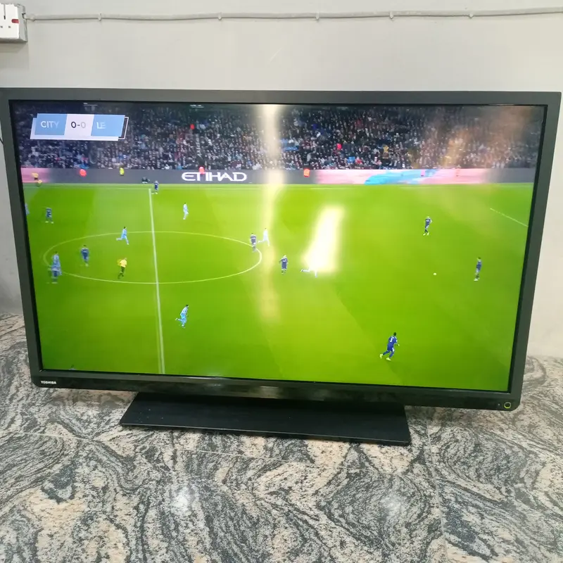 TOSHIBA 40 Inch 40L1333B Full HD LED TV - London Used